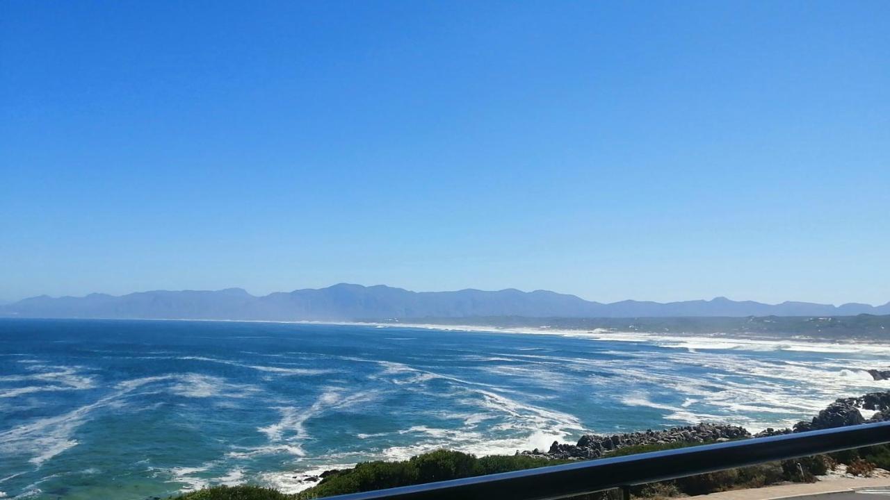 Kleinzee Oceanfront Guesthouse Gansbaai Extérieur photo