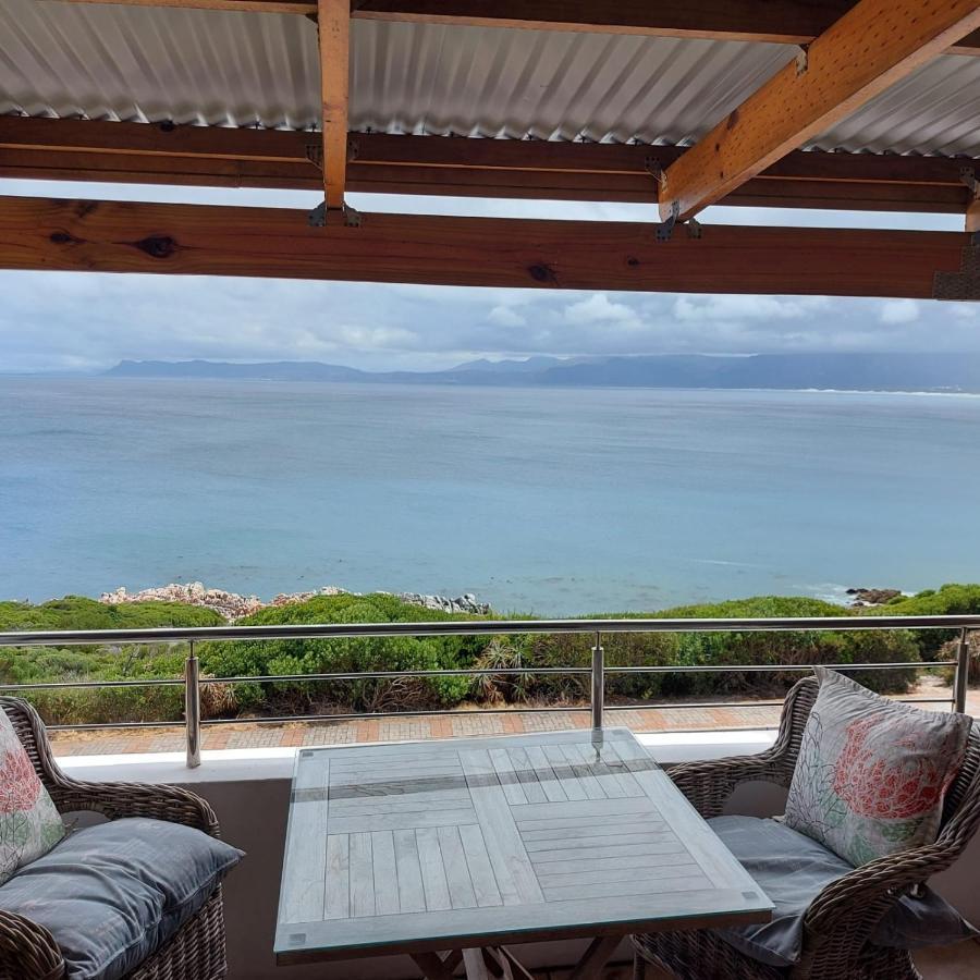 Kleinzee Oceanfront Guesthouse Gansbaai Extérieur photo